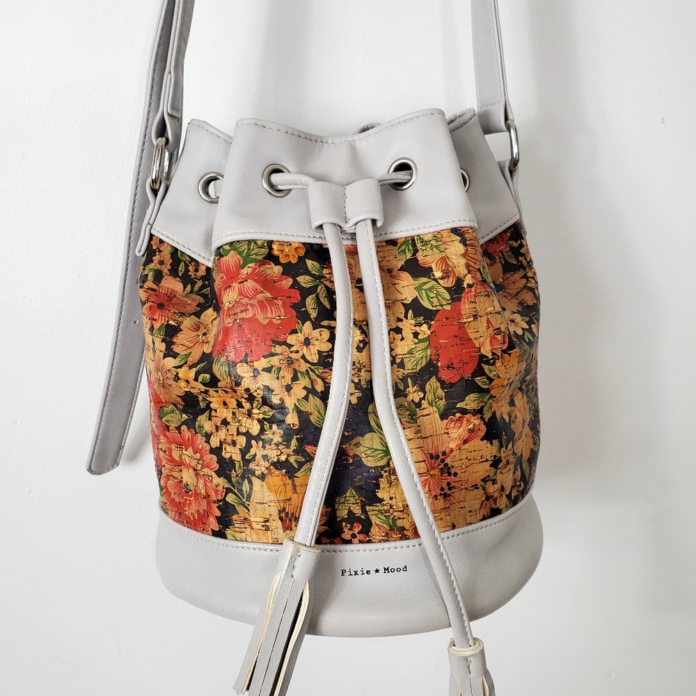 Pixie Mood Amber Bucket Bag -Vegan- - Picture 8 of 16